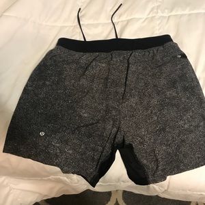 Men’s heather gray Lululemon shorts